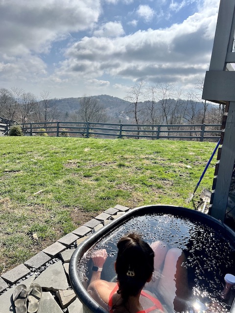 beautiful views from the cold plunge tub 