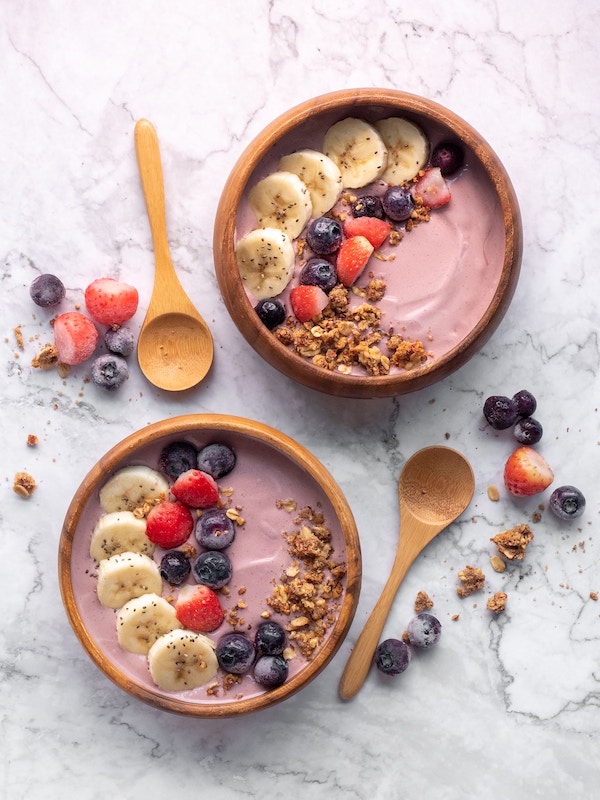 pink smoothie bowls 